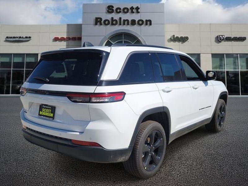 New 2026 Jeep Grand Cherokee Limited 4x4
