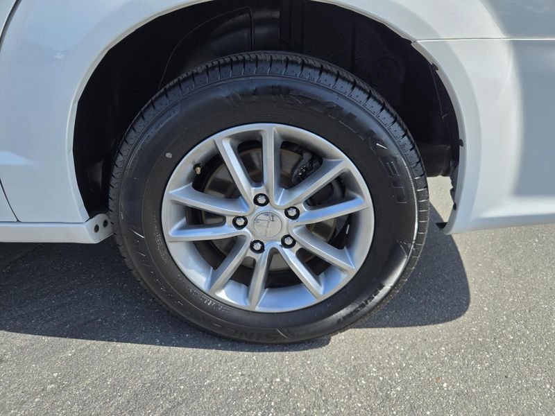 Used 2014 Dodge Grand Caravan 4dr Wgn R/T
