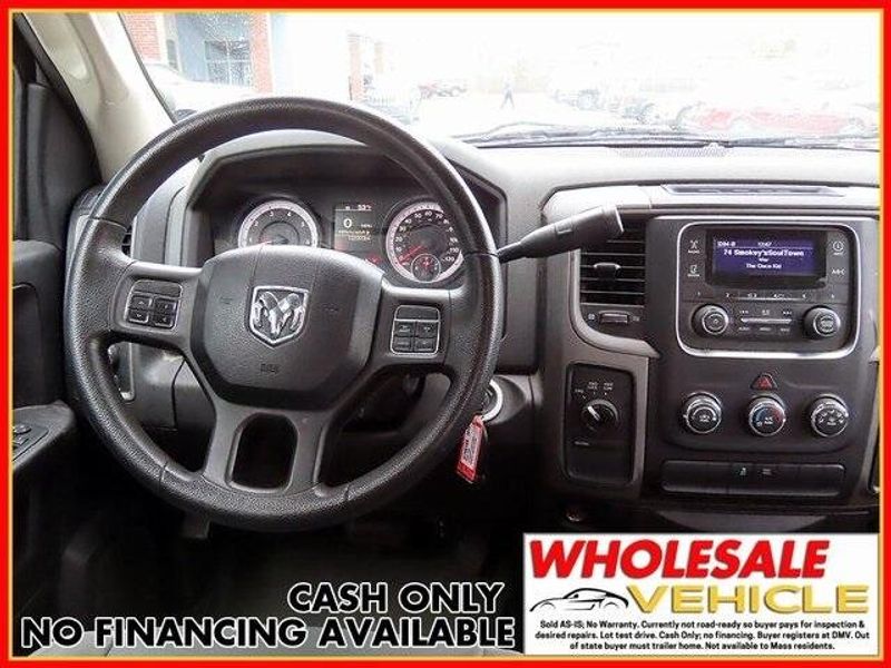 2014 RAM 1500 ExpressImage 11