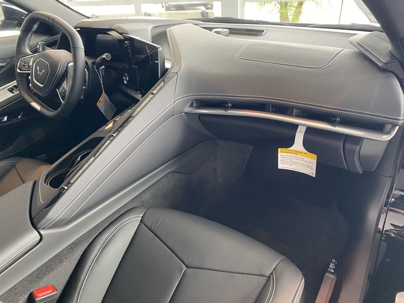 New 2025 Chevrolet Corvette 1LZImage 16
