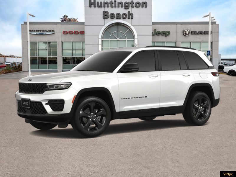 2025 Jeep Grand Cherokee Altitude 4x4Image 2