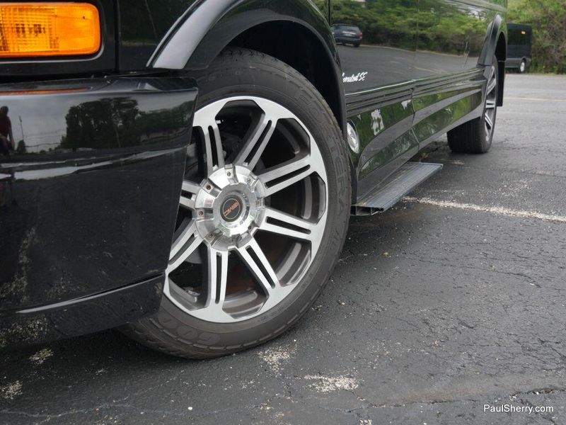 2018 GMC Savana 2500 Image 60