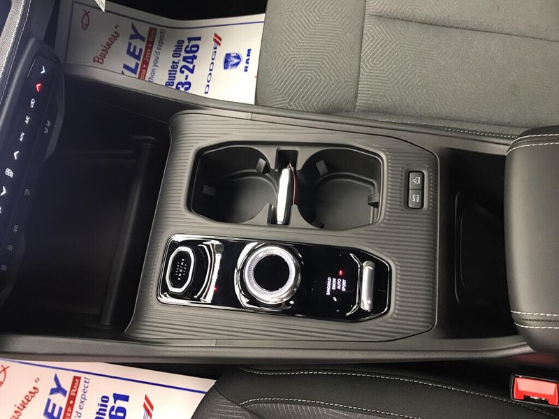 New 2026 Jeep Cherokee Laredo 4x4Image 6