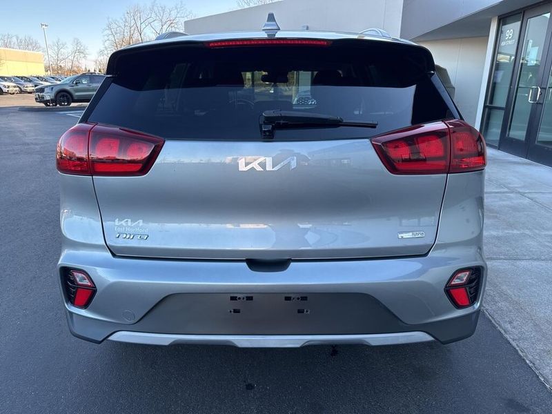 2022 Kia Niro LXSImage 5