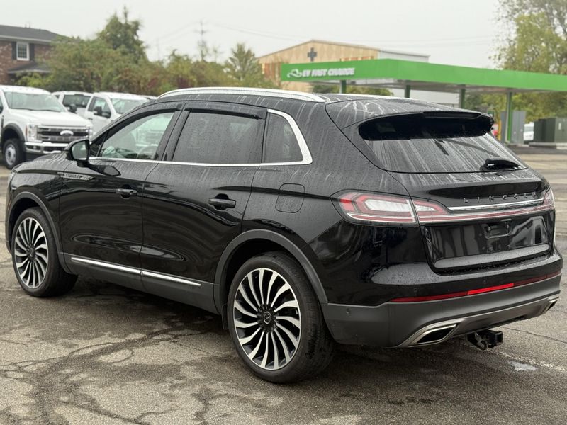 2022 Lincoln Nautilus Black Label photo 3