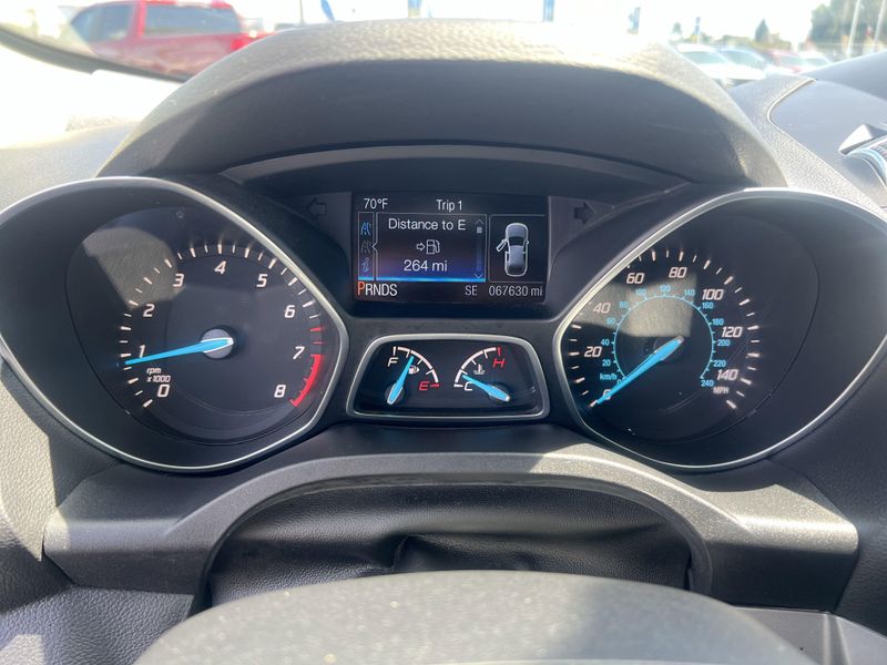 2016 Ford Escape SEImage 9