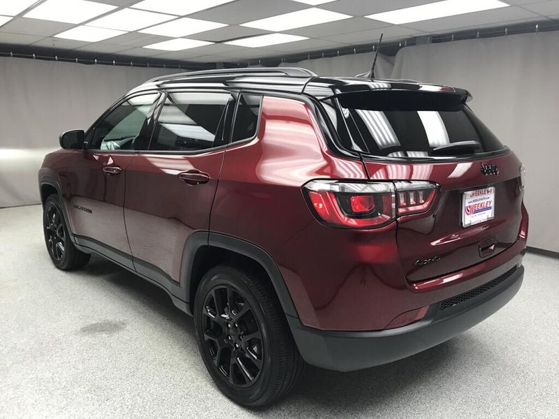 Used 2022 Jeep Compass AltitudeImage 2