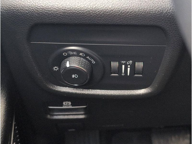 Used 2023 Jeep Grand Cherokee LimitedImage 27