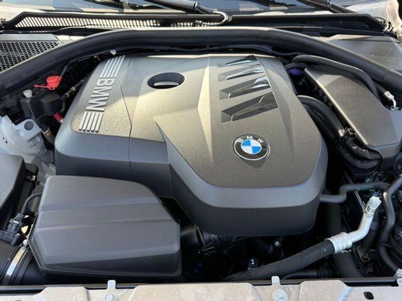 Used 2025 BMW 3 Series 330i xDriveImage 32