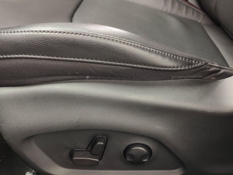 Used 2022 Jeep Compass Trailhawk Elite 4X4 w/Sunroof/NavImage 15