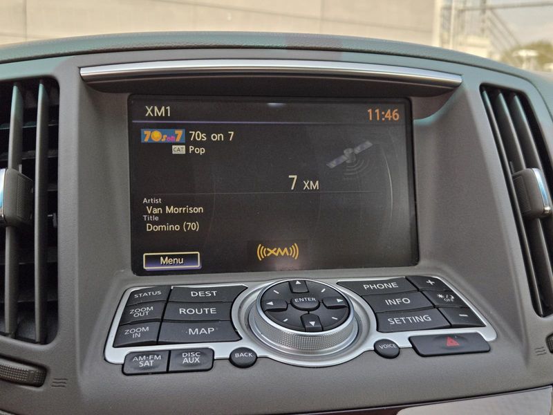 Used 2011 INFINITI G37 2dr Base