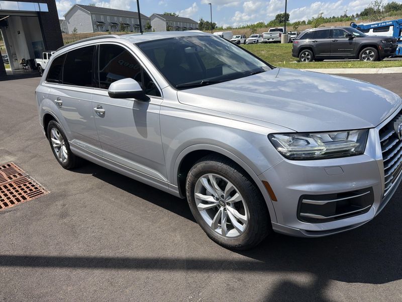 Used 2017 Audi Q7 Premium PlusImage 7