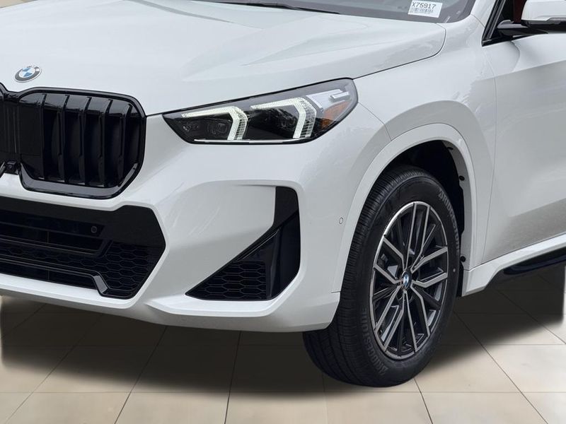 2025 BMW X1 xDrive28iImage 11