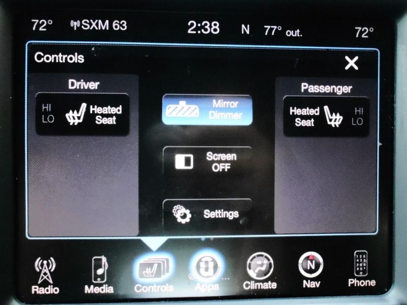 2016 Chrysler 300 SImage 9
