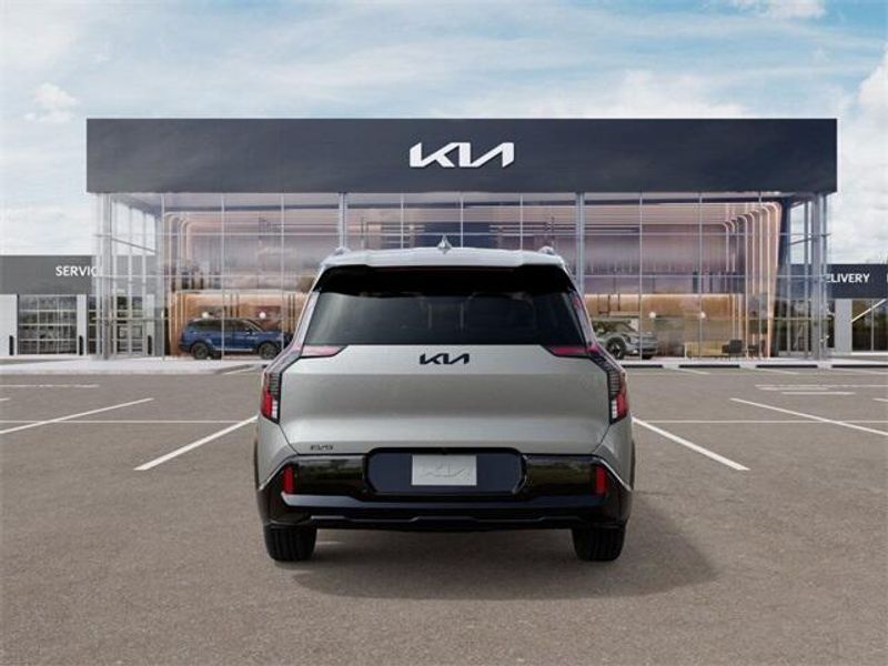 New 2026 Kia EV9 LandImage 5
