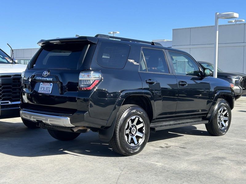 2023 Toyota 4Runner TRD Off-Road PremiumImage 4