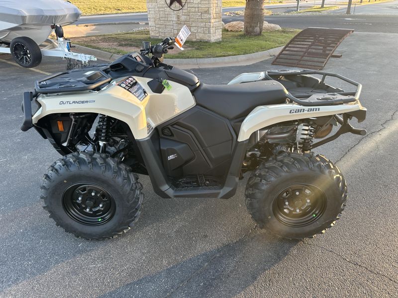 2025 Can-Am OUTLANDER PRO HD7 DESERT TANImage 11