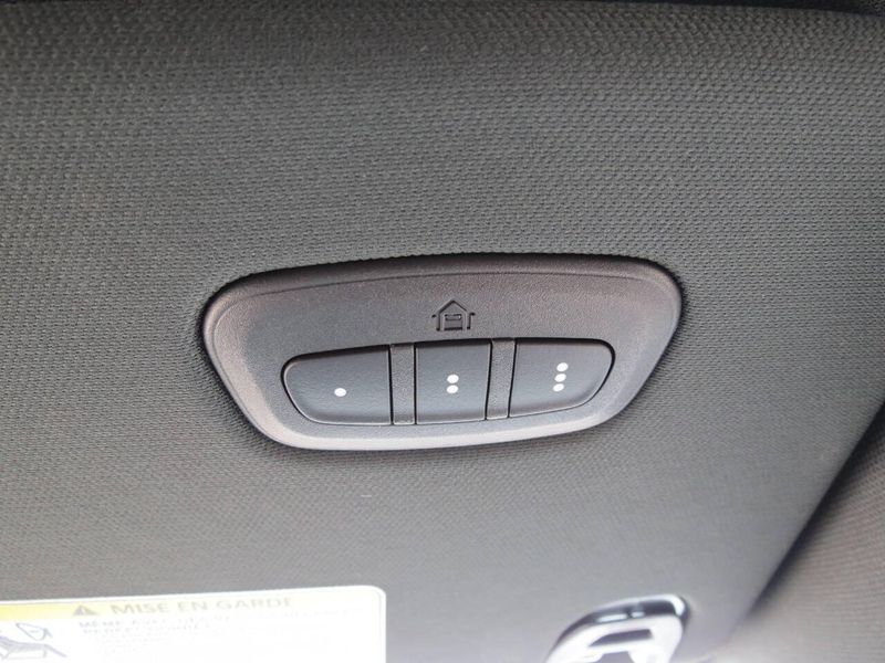 2025 RAM 1500 Big Horn Crew Cab 4x4 5
