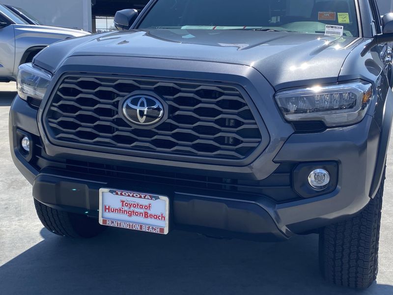 2023 Toyota Tacoma TRD Off-RoadImage 9
