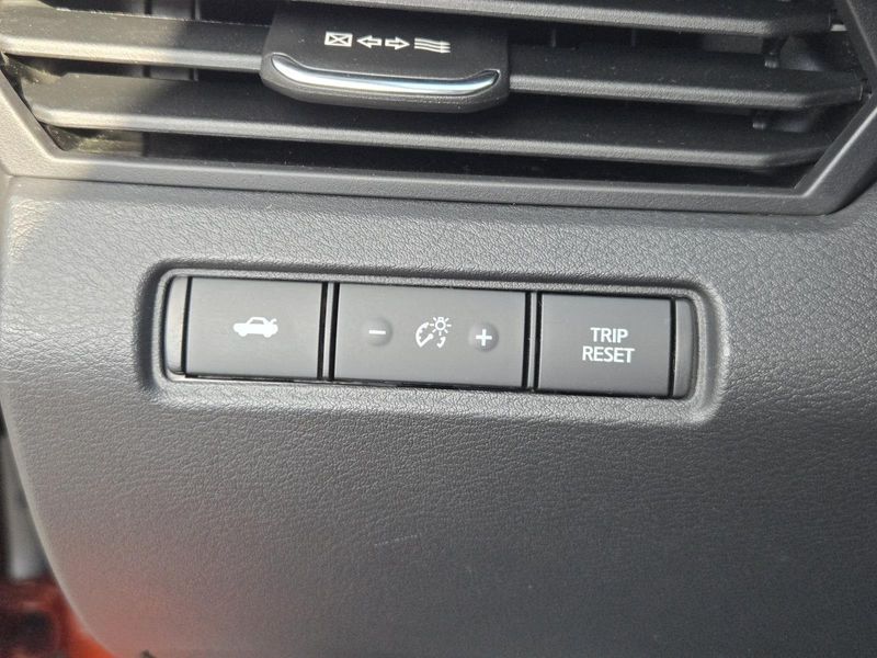 Used 2022 Nissan Altima 2.5 SR