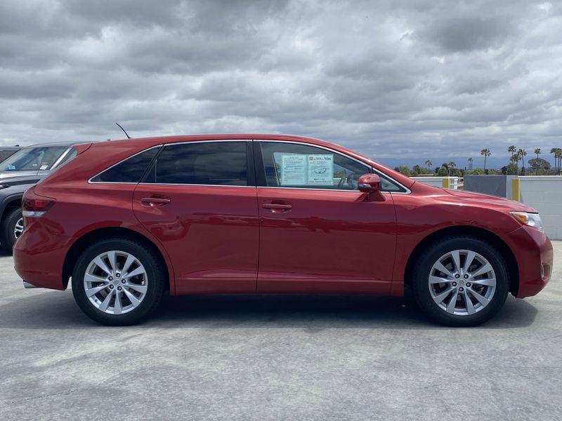 2013 Toyota Venza LEImage 3