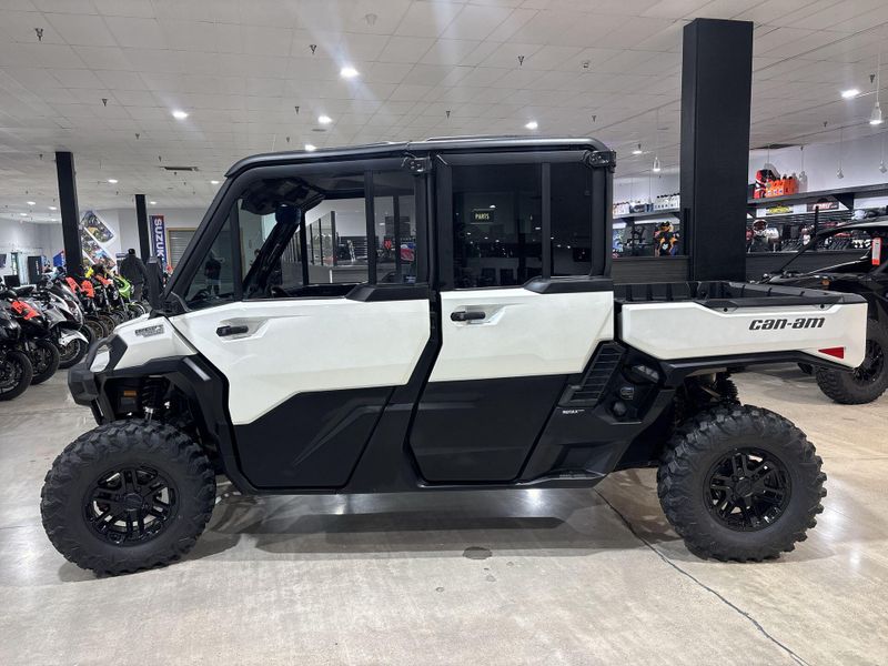New 2027 Can-Am DEFENDER MAX LIMITED CAB HD11 Image 12