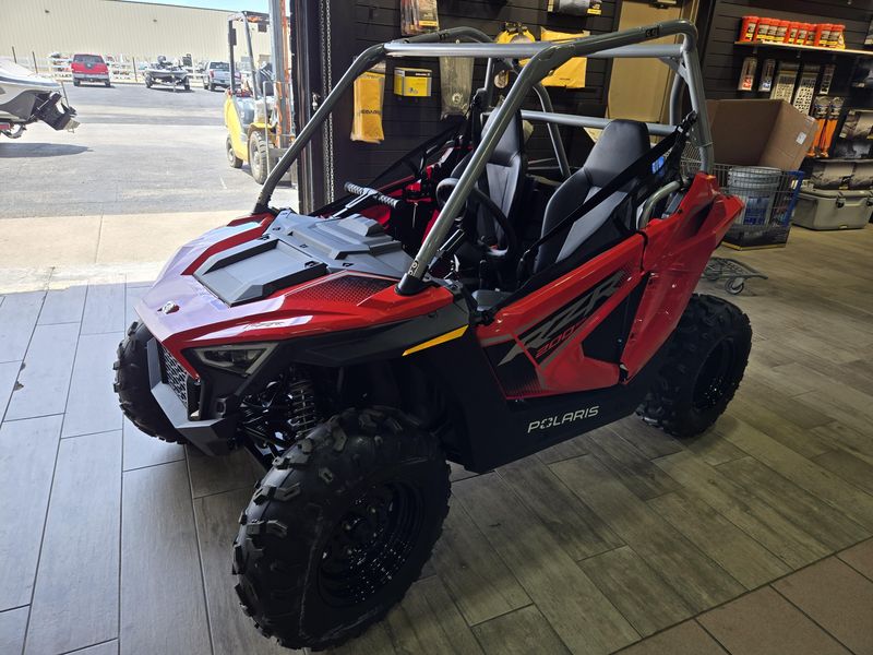 NEW 2026 POLARIS RZR 200 EFI Image 4