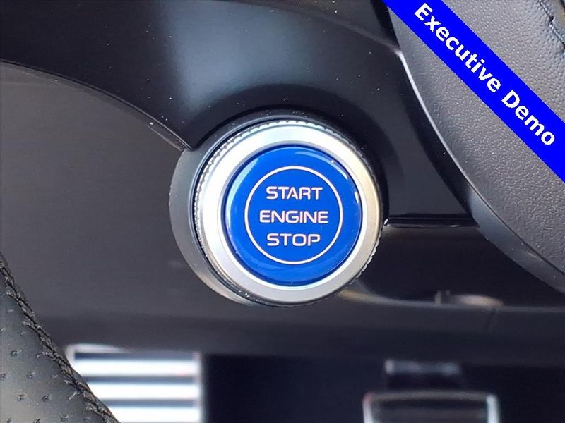 New 2025 Maserati Grecale ModenaImage 19