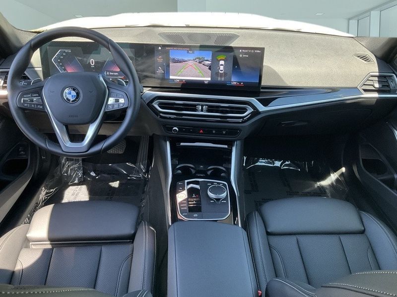 2024 BMW 3 Series 330iImage 27