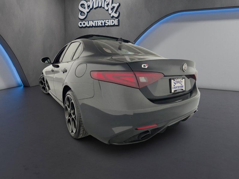 Used 2022 Alfa Romeo Giulia Veloce Premium AWD w/Sunroof/navImage 12