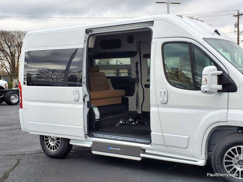 2023 RAM ProMaster 2500 High Roof 136WBImage 25