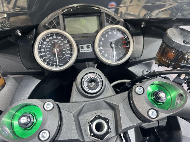 Used 2021 Kawasaki Ninja ZX-14R ABS Image 12