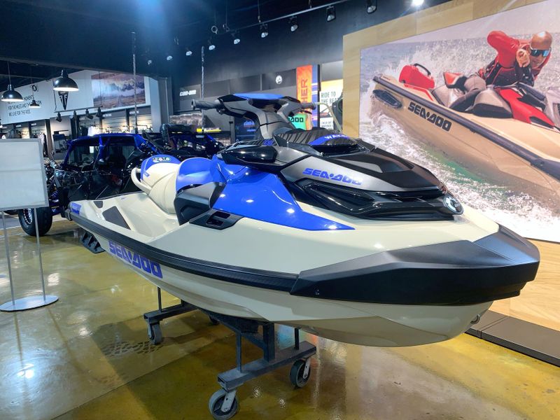 New 2025 Sea-Doo WAKE PRO 230 (SOUND SYSTEM) Image 11