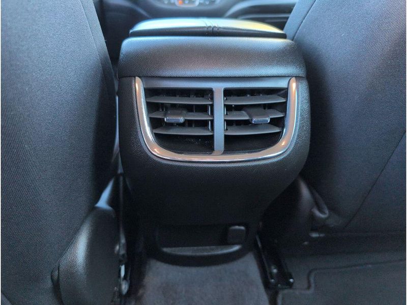 Used 2023 Chevrolet Malibu LTImage 30