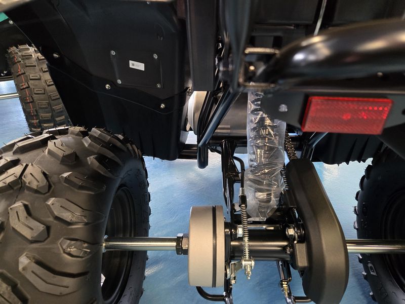 2025 Yamaha GRIZZLY 110 GREY METALLIC AND RED Image 20