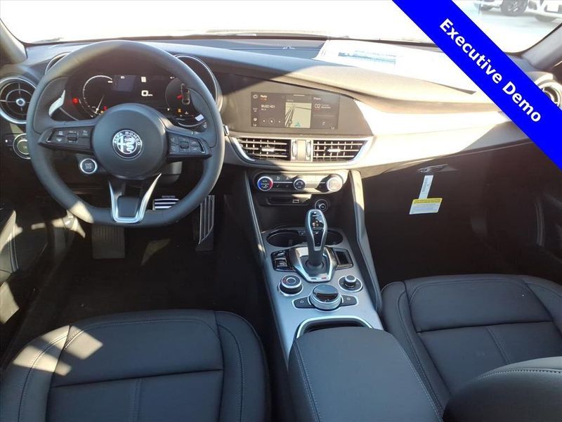 New 2025 Alfa Romeo Giulia RwdImage 13