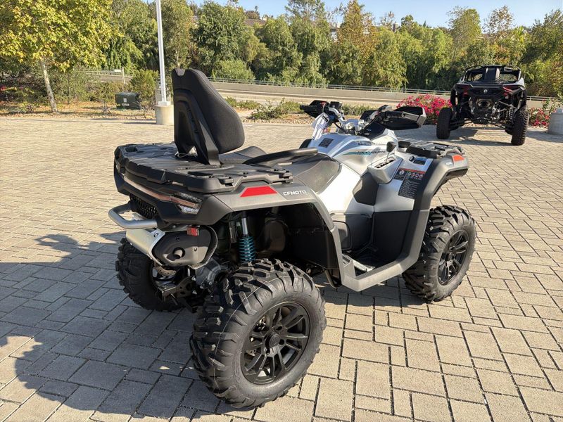 New 2027 CFMOTO CFORCE 1000 TOURING Image 17