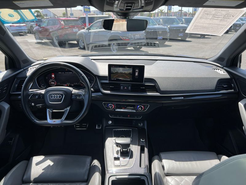 Used 2018 Audi SQ5 PrestigeImage 19