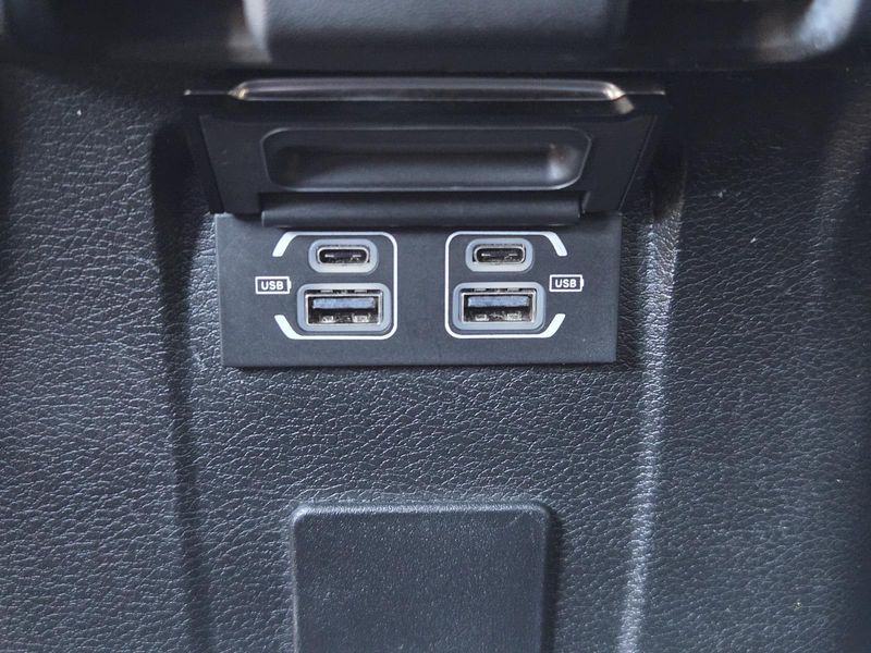 Used 2022 Jeep Gladiator Overland 4x4