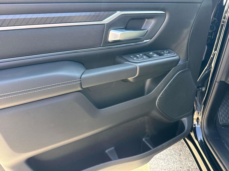 New 2026 RAM 1500 Big Horn Crew Cab 4x4 5'7' Box