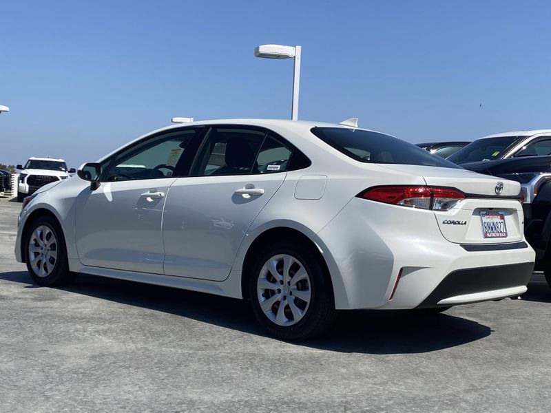 Used 2020 Toyota Corolla LEImage 5