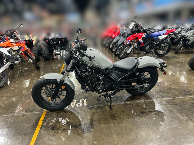 New 2026 Honda REBEL 300 E-CLUTCH Image 18