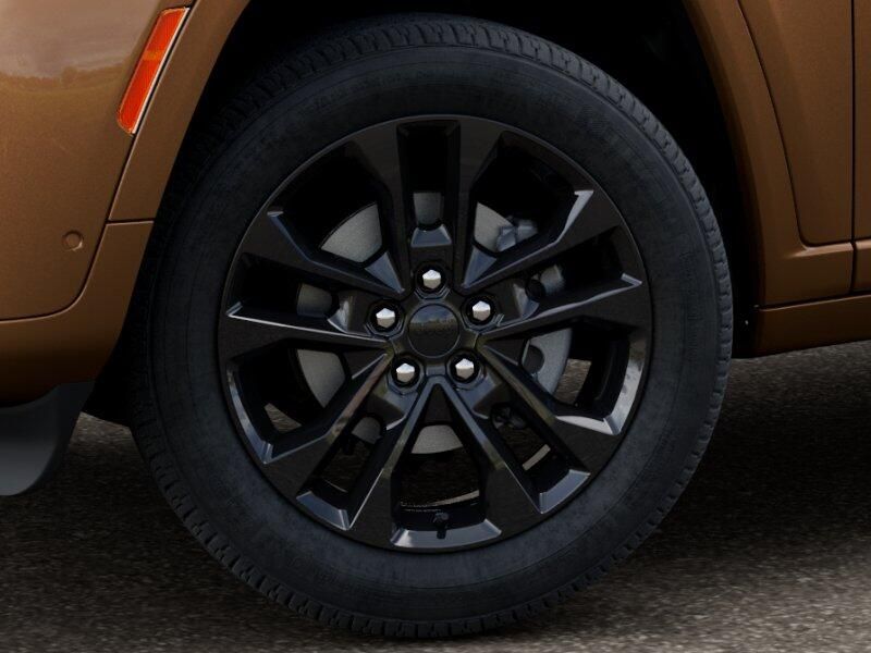 New 2026 Jeep Grand Cherokee L Limited Reserve 4x4Image 8