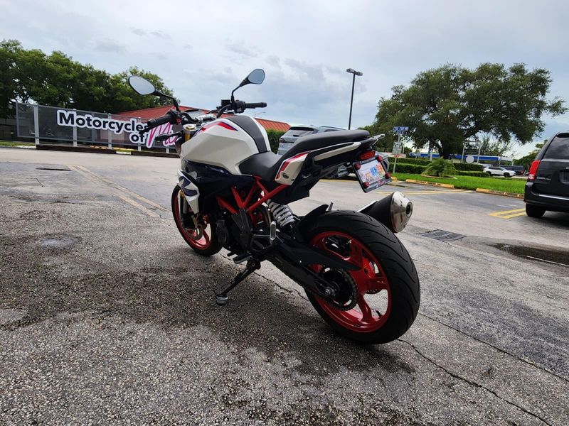 Used 2022 BMW G 310 R Image 7