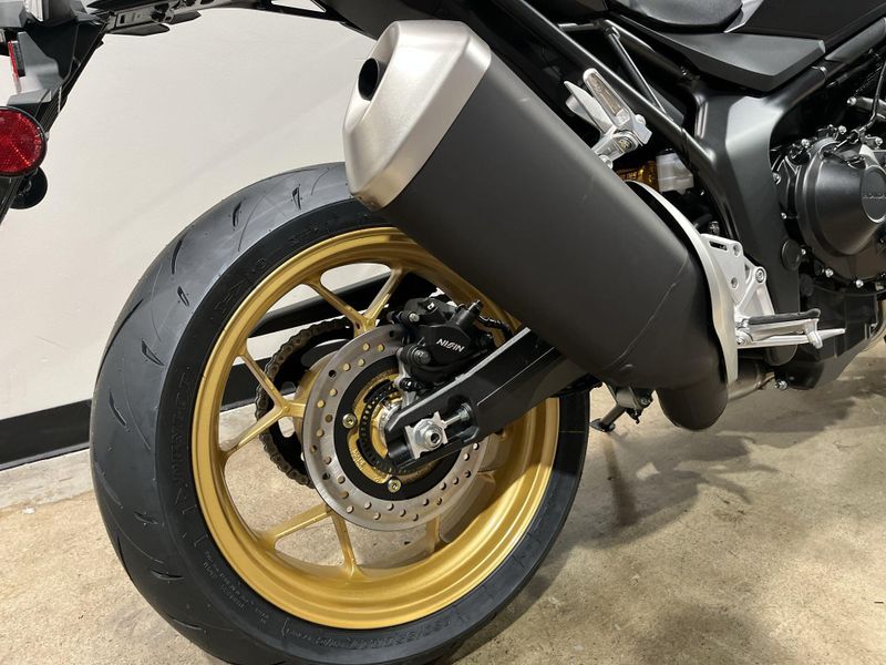 New 2025 Honda CB1000 HORNET SP Image 15