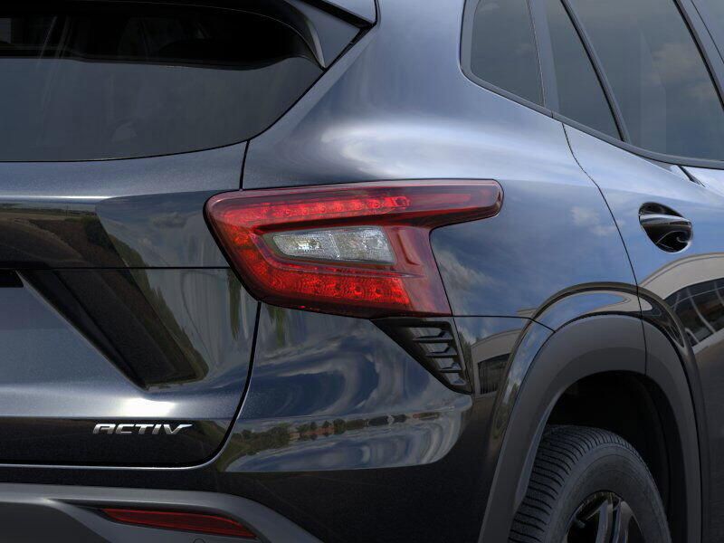New 2025 Chevrolet Trax ActivImage 11