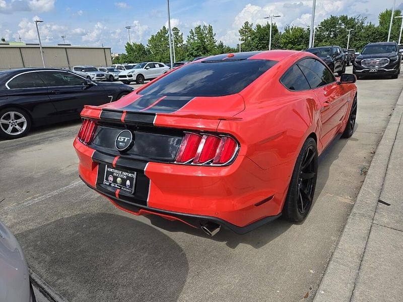 2015 Ford Mustang GT PremiumImage 3