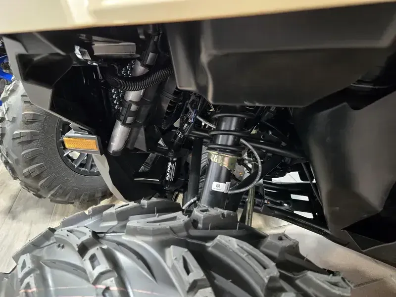 2025 Polaris SPORTSMAN 850 MILITARY TAN Image 6