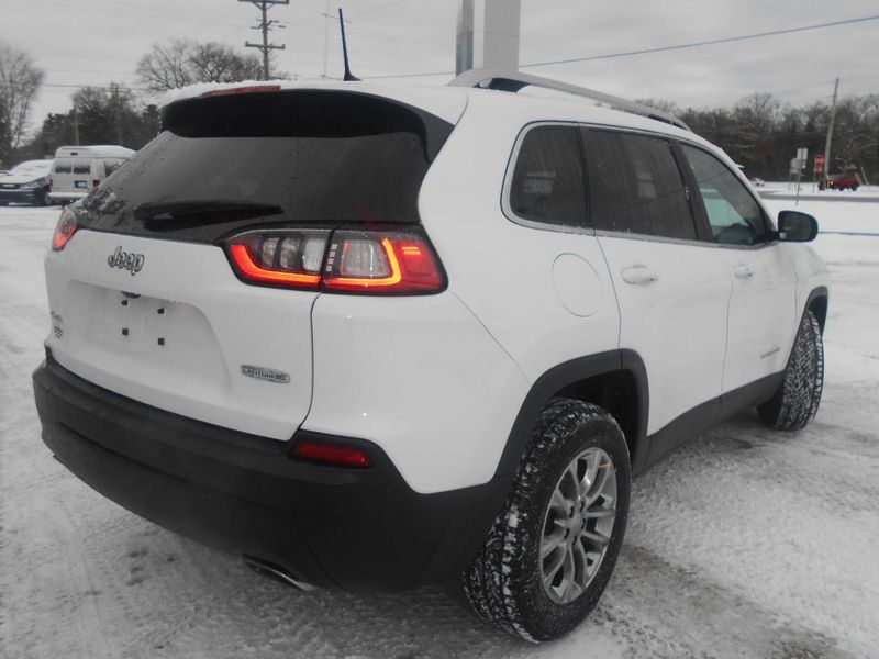 2021 Jeep Cherokee Latitude LuxImage 29