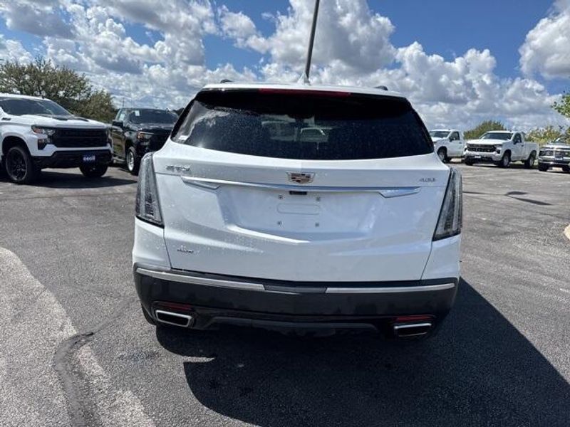 2023 Cadillac XT5 Sport photo 6